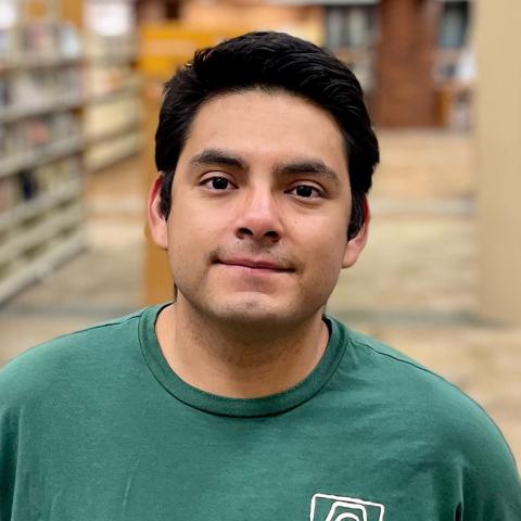 Photo of Carlos, peer addiction volunteer in Sioux Falls, SD